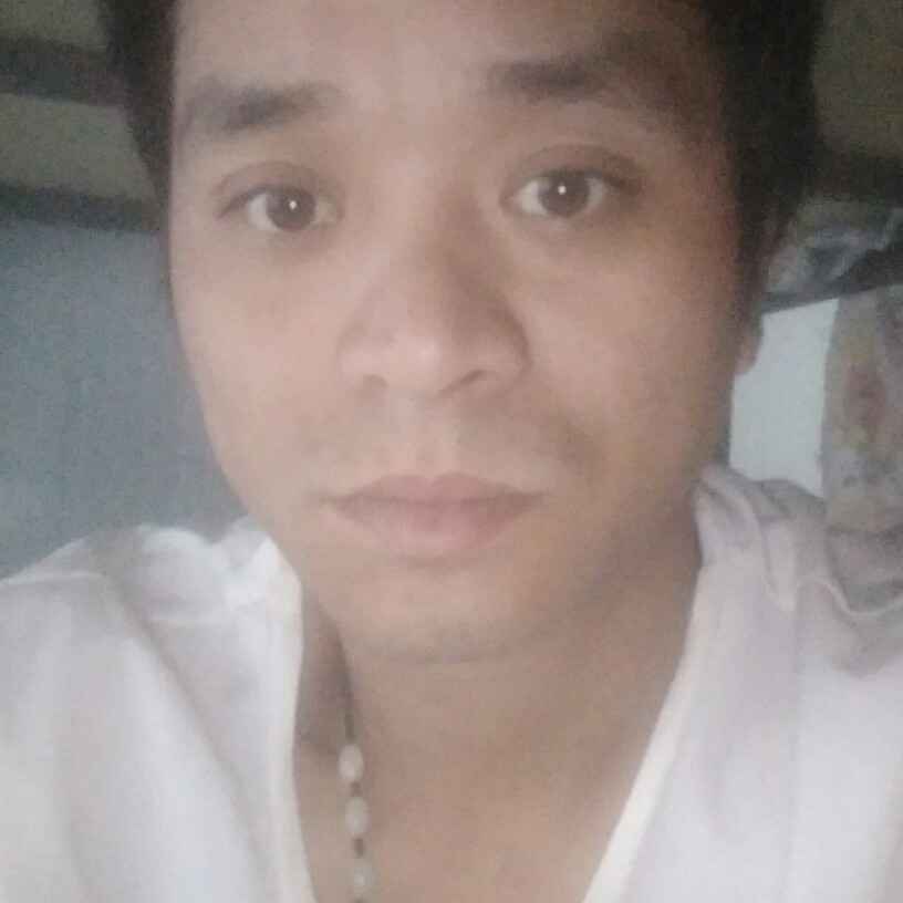 开塔吊的照片
