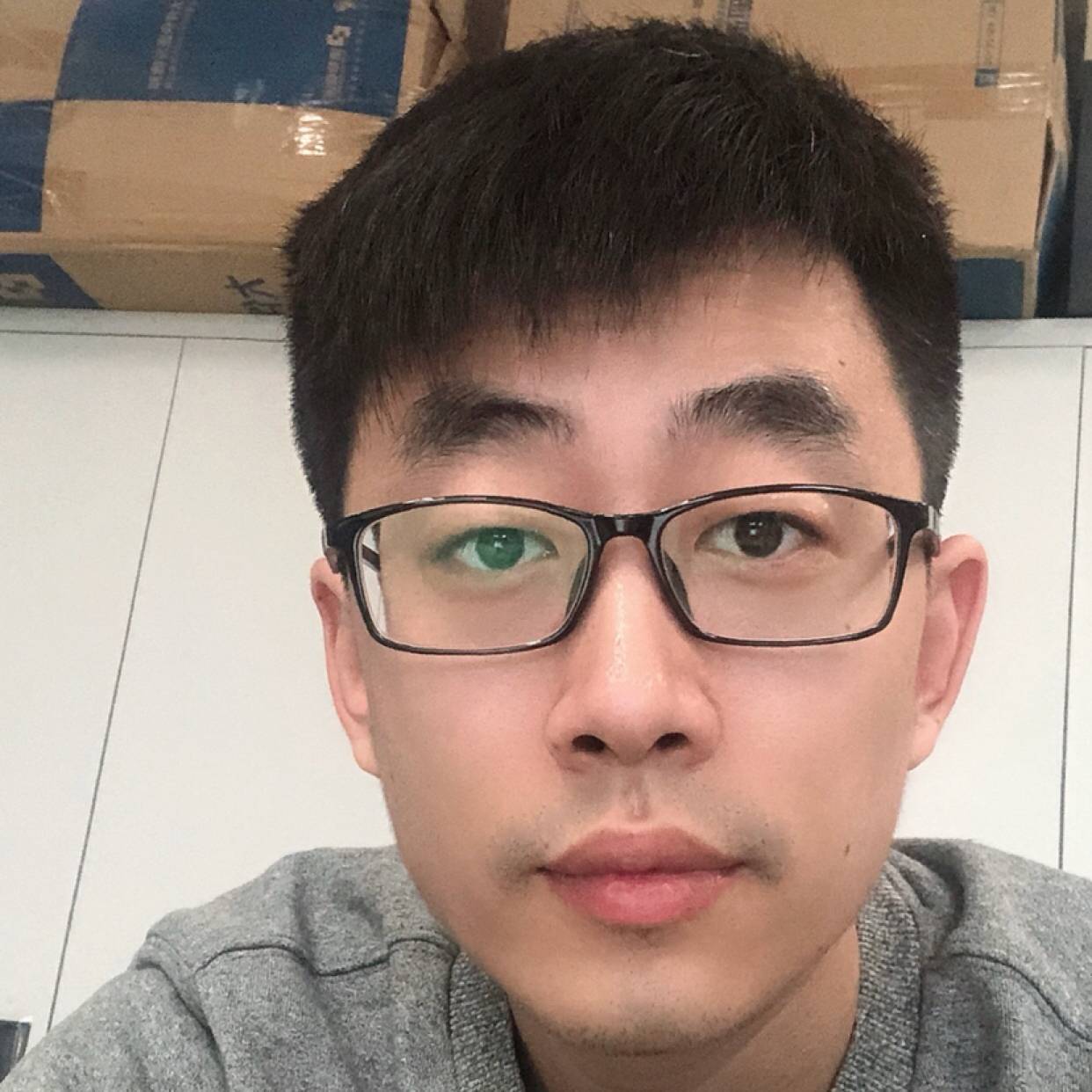 活泼爱恋薯片的照片