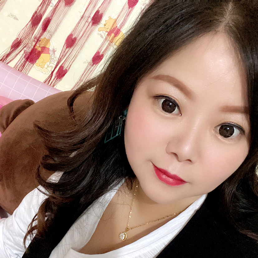 白昼笑贪玩的照片