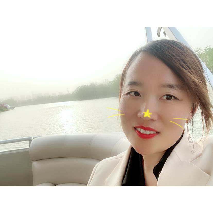 流浪在路上的照片
