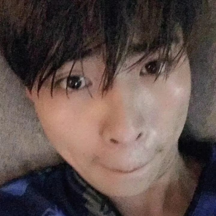 最后的拿爱情的照片