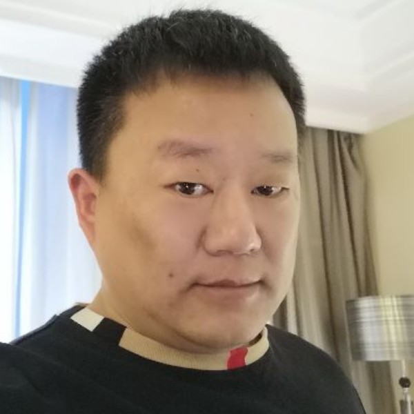 夜吻夕的照片