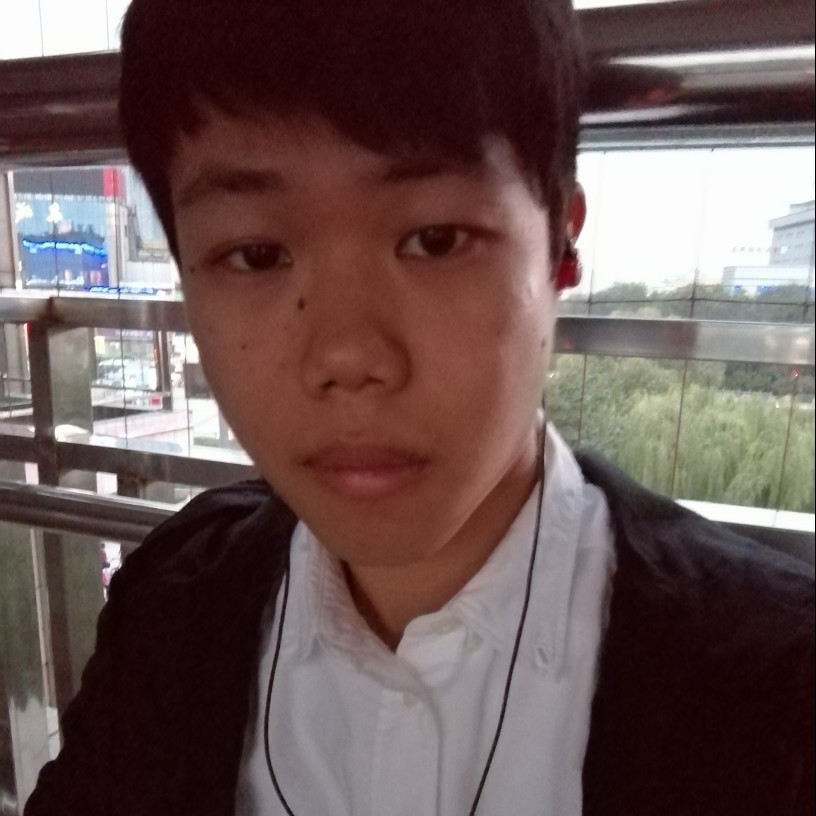 高兴与霓裳的照片