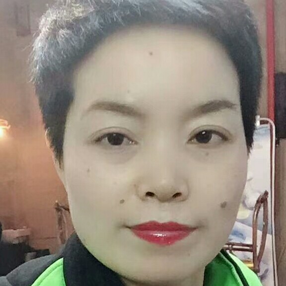 马甲线~李的照片