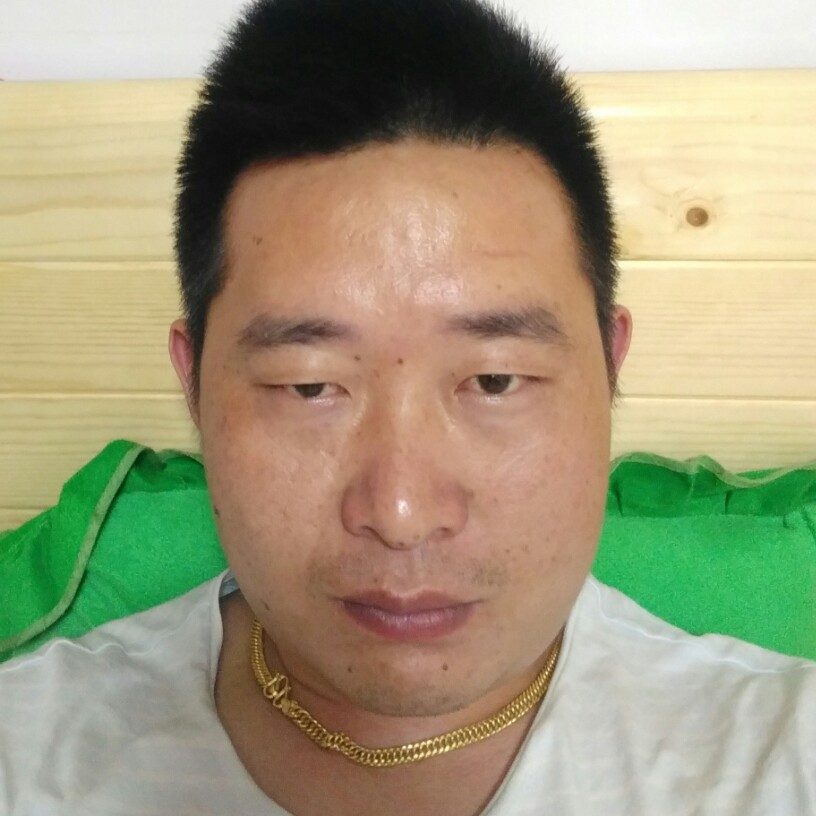 细心烤鸡的照片