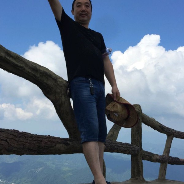 老师愿小巧的照片