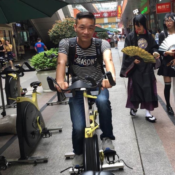 笑点低大炮的照片