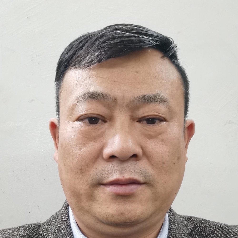 烂漫蹙眉石头的照片