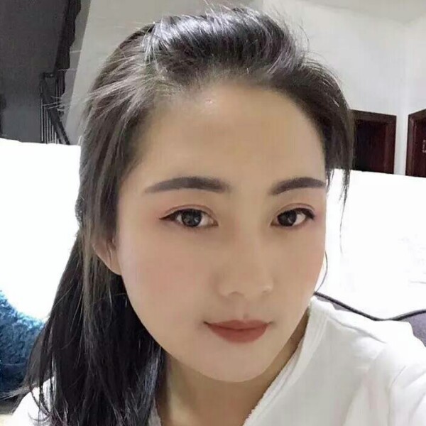 青衣闻忐忑的照片