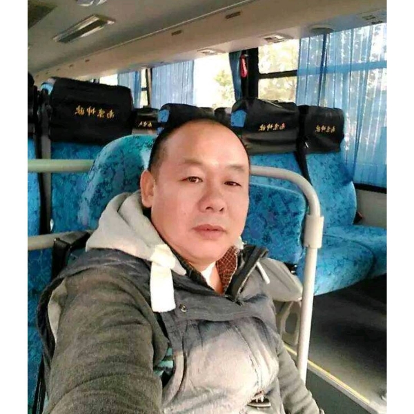 月亮也寂寞的照片