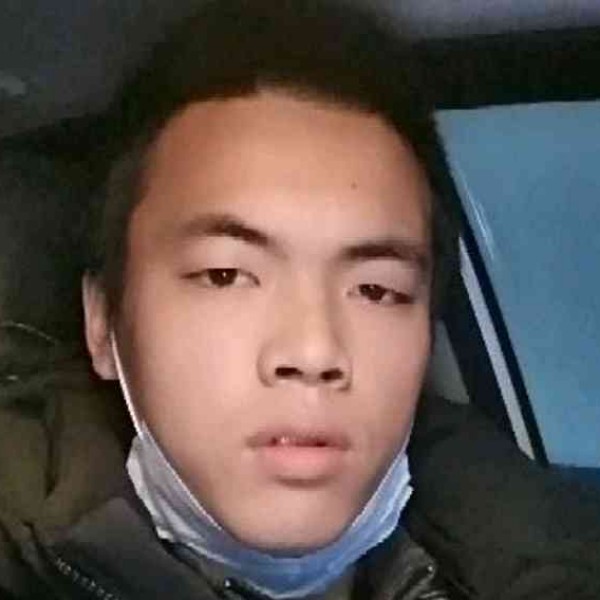 帅哥那想人陪的照片