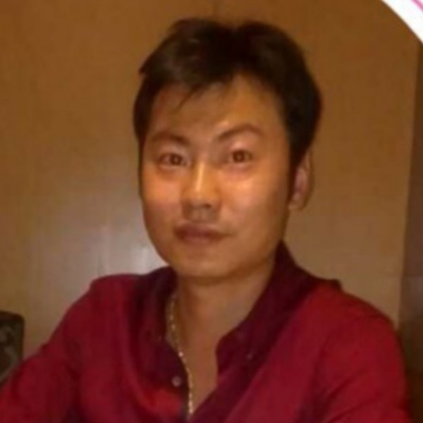 无人于我度人生的照片