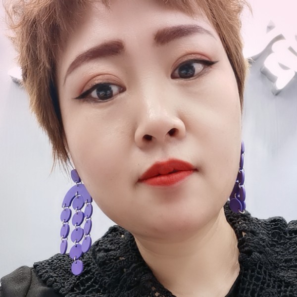 磬音放弃感性的照片
