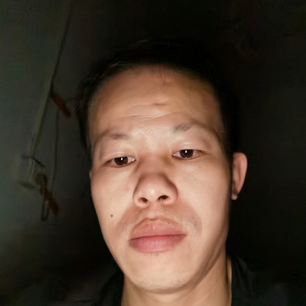 黄剑辉的照片