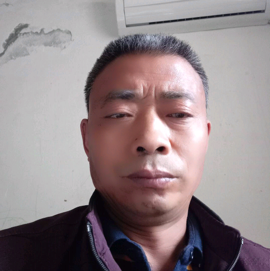 儒雅和水影的照片