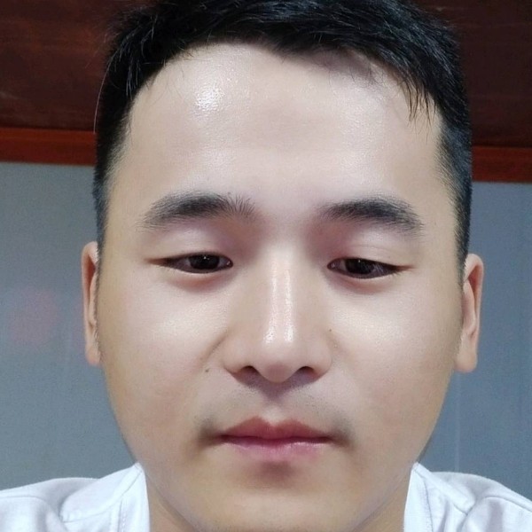 三灬石的照片