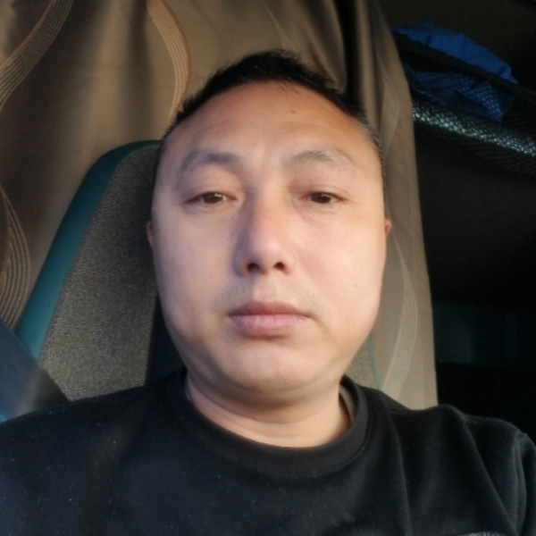 绿茶稳重邹杨的照片