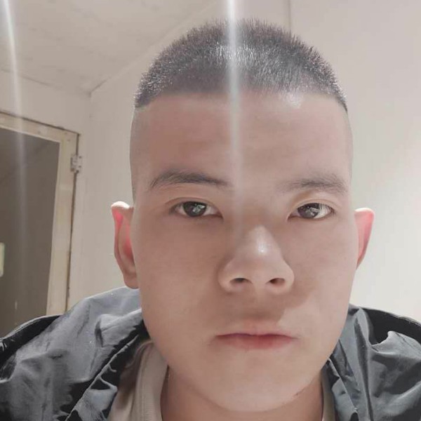 赵伟业的照片