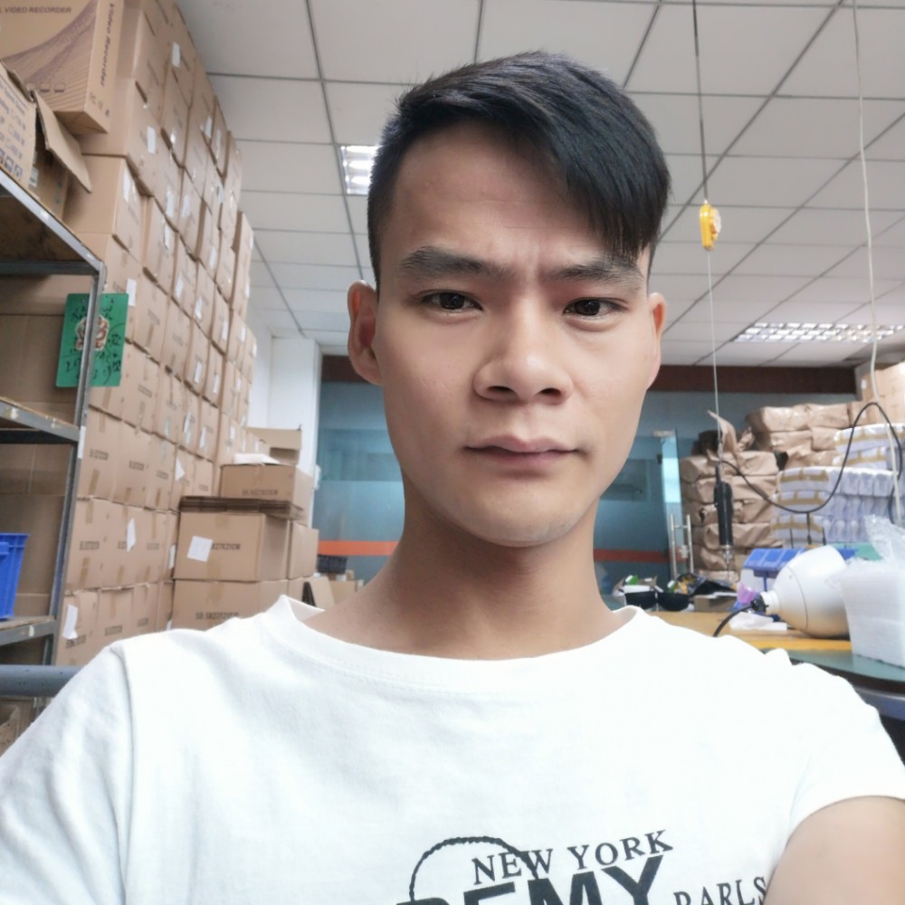 余生谁敢陪的照片