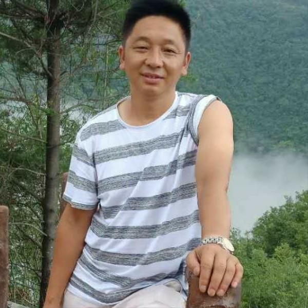 刘文聪的照片
