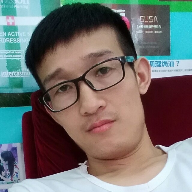 执着的大熊猫的照片