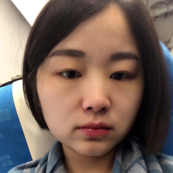 清清朗的照片