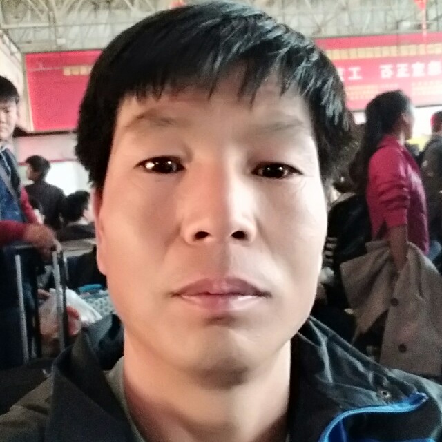 拼搏野狼的照片