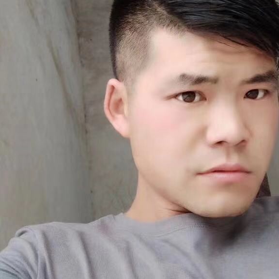 何春益的照片
