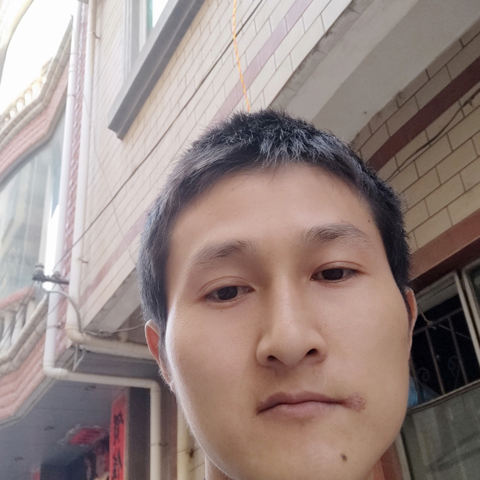 援援现实的照片