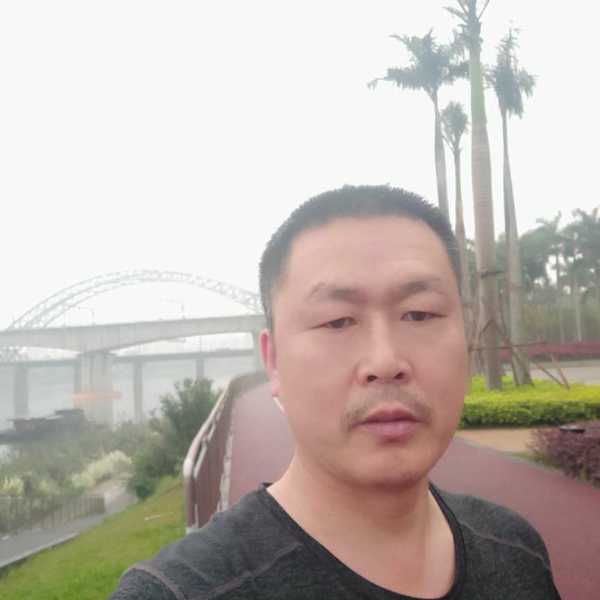 蓝叟香姑的照片