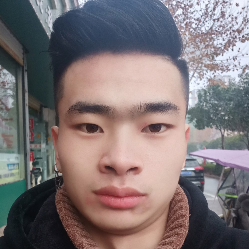 孤独中老的照片