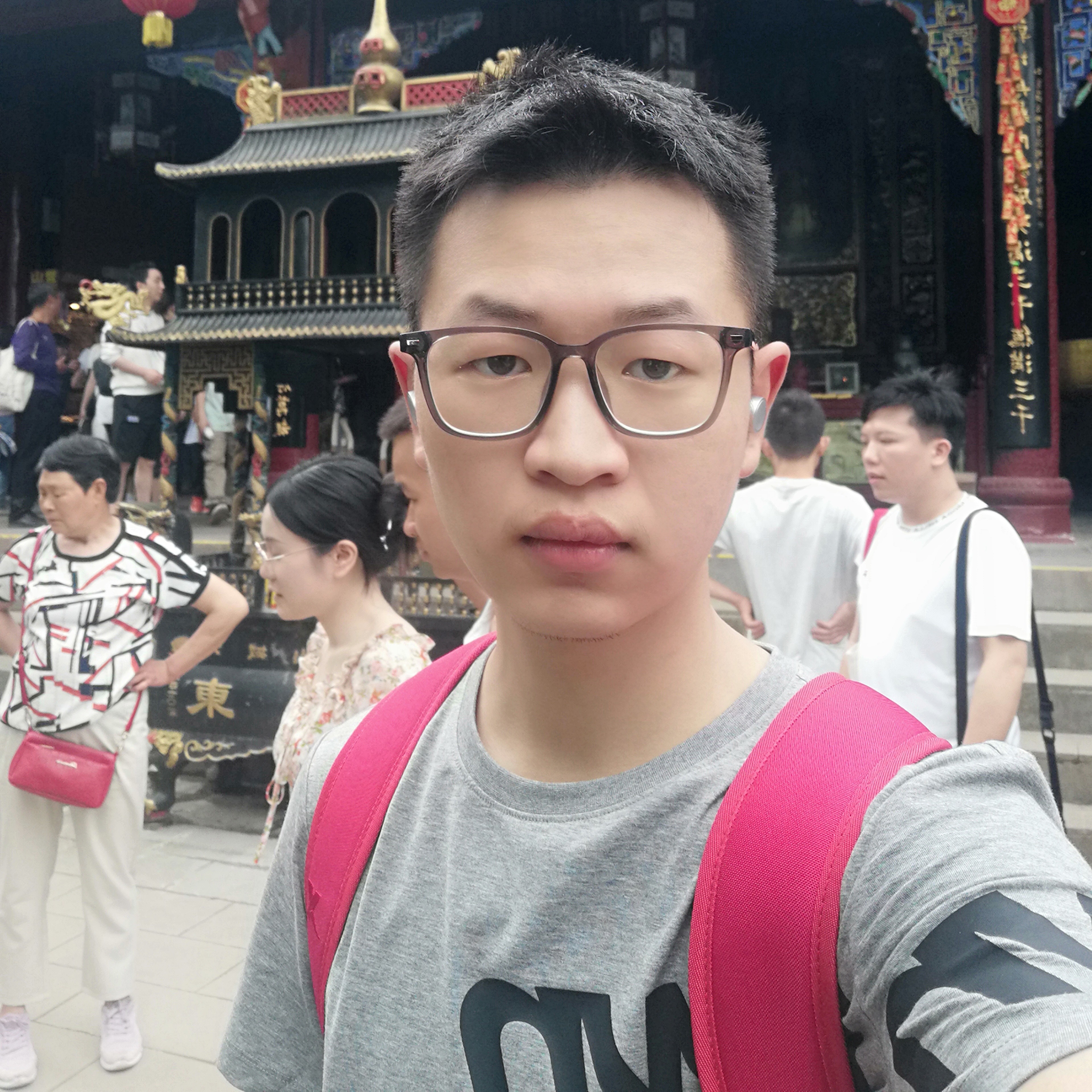 活泼爱夕阳的照片