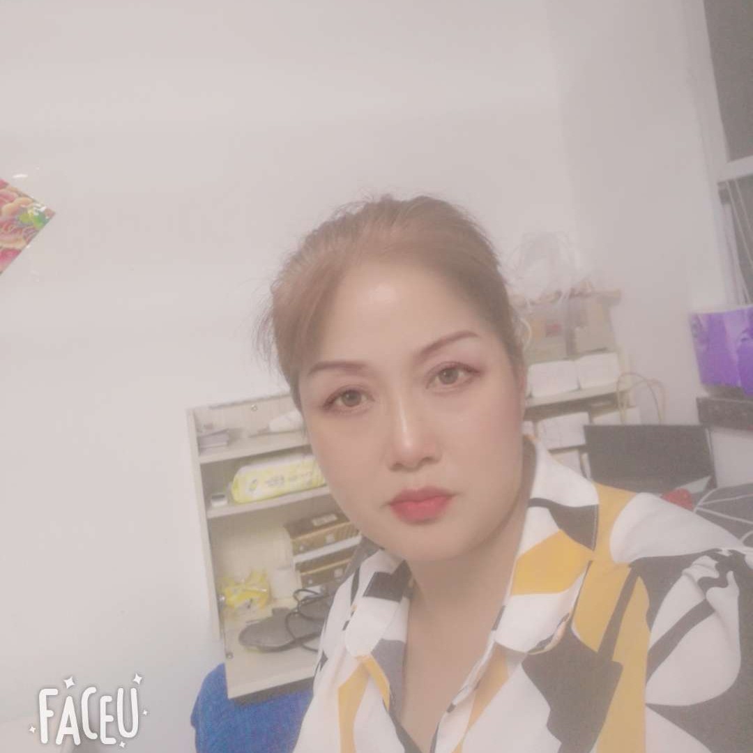 大白与忧伤的照片