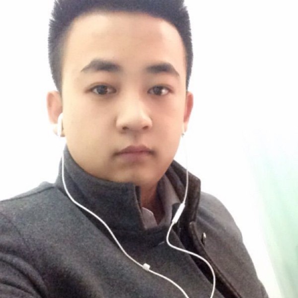 伶俐扯鸡的照片
