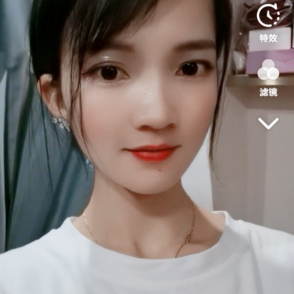 羽莀的照片