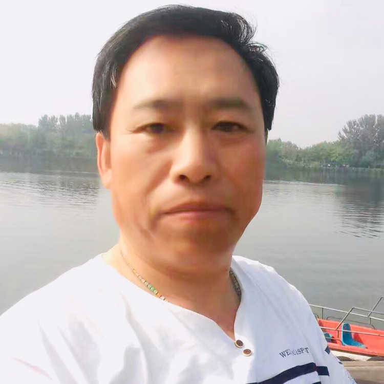 安详笑钥匙的照片