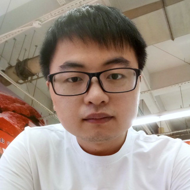 上树、小猪的照片