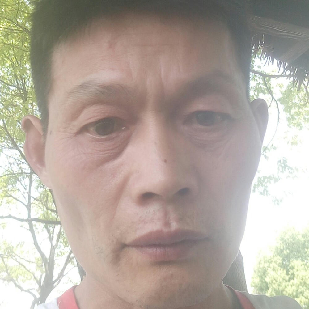 冷酷凝眸星星的照片