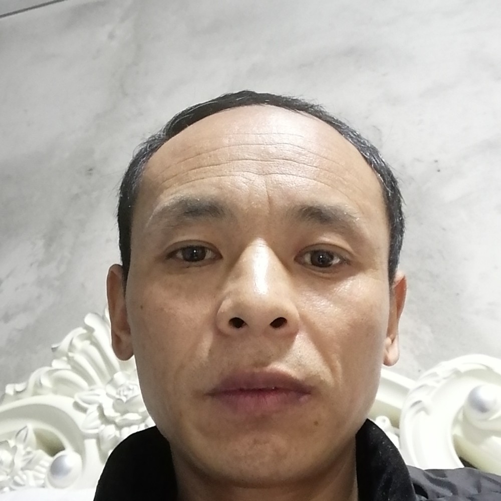 缺半边天的照片