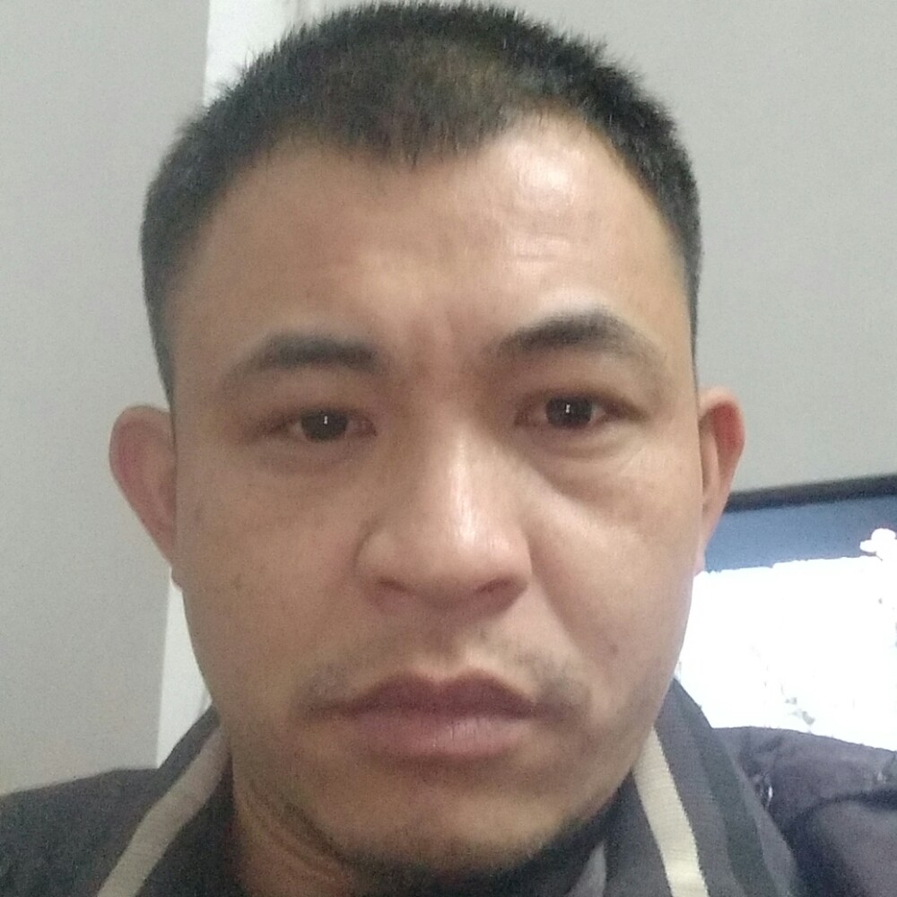 罗浮山林先生的照片