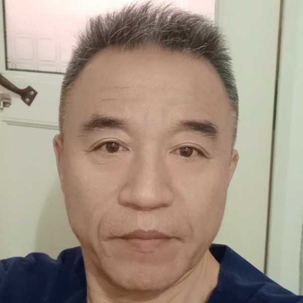 唯一的爱恋母鸡的照片