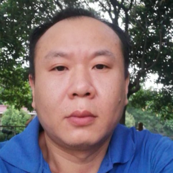 庭阶兰玉的照片