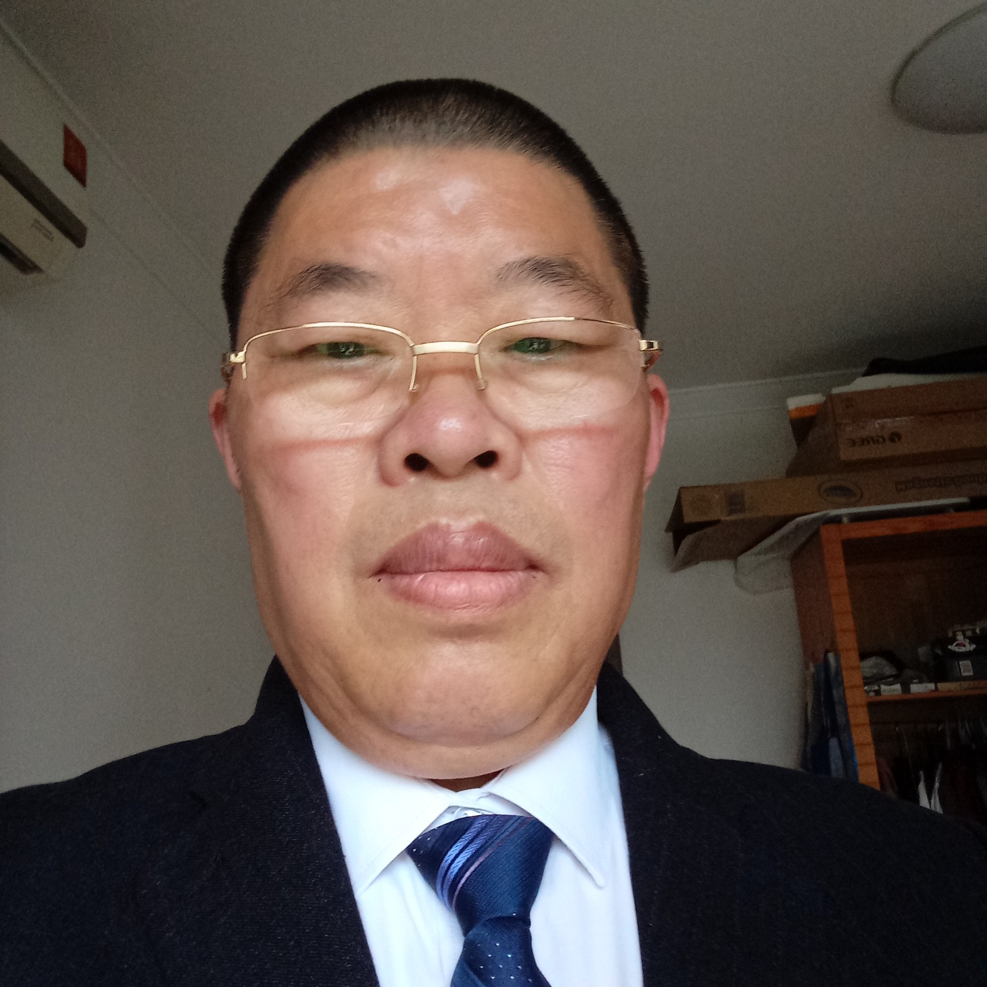 聊天勇士的照片