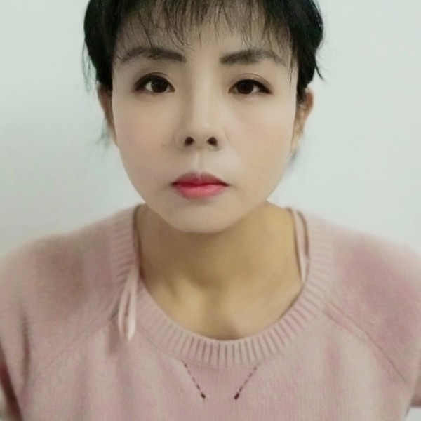 小蘑菇与孤独的照片