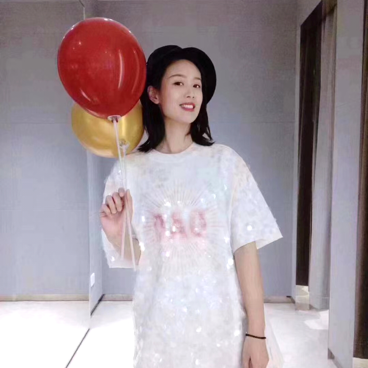 miss莫的照片