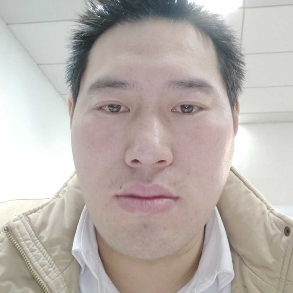 张滔的照片