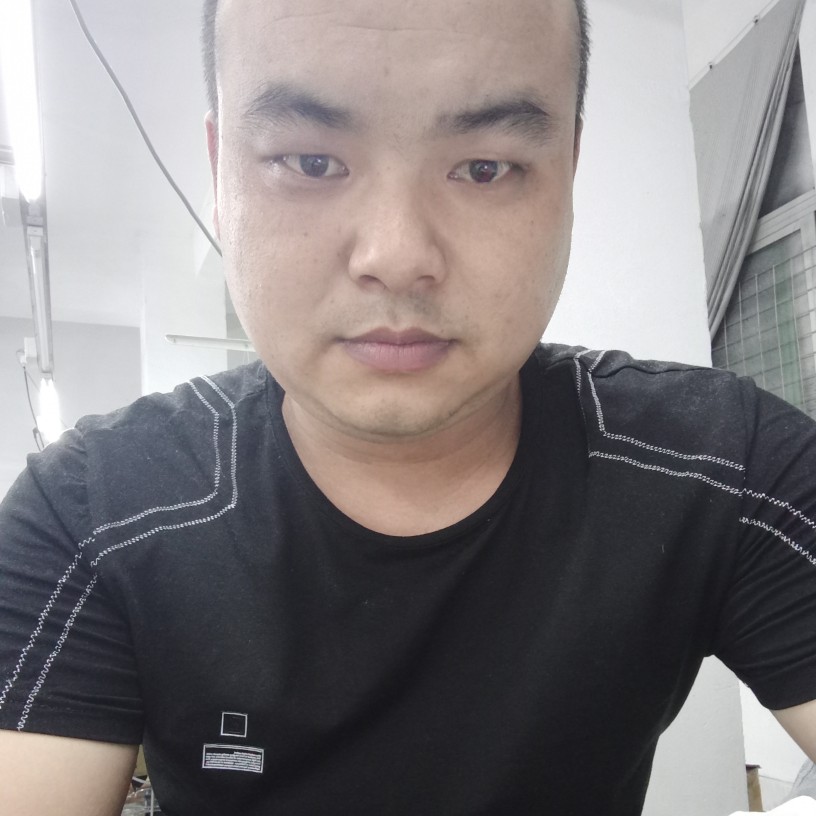 卫少18的照片