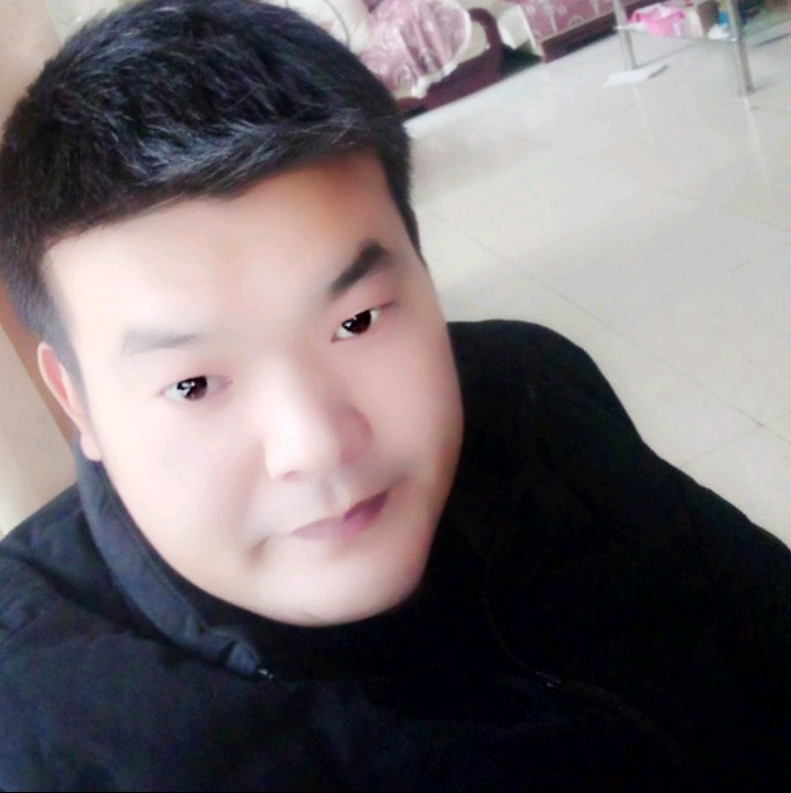 尘宵暧昧的照片