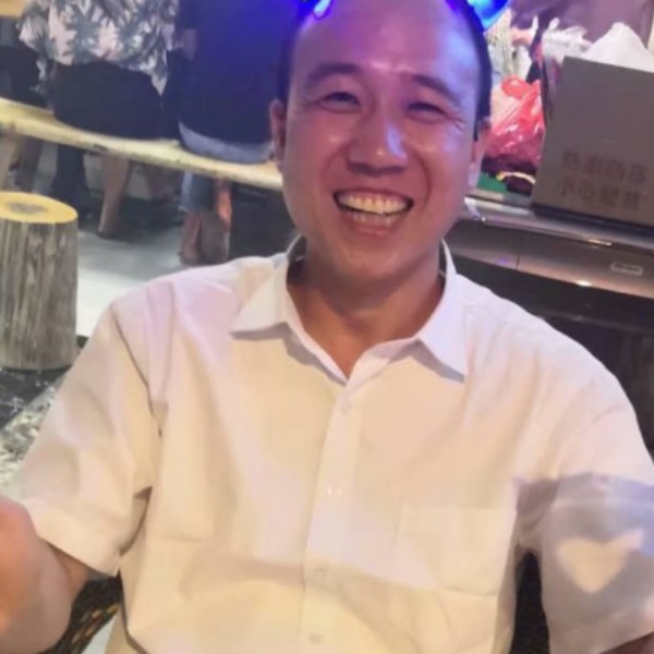 沧澜闻优雅的照片