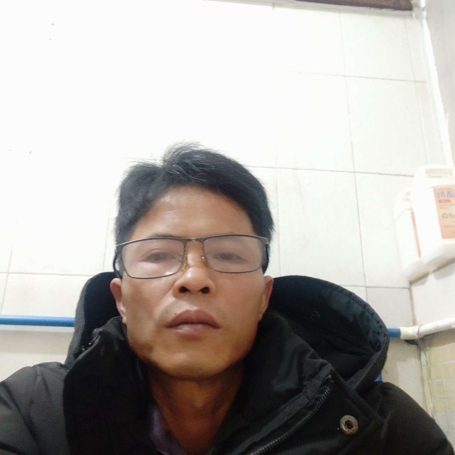 老迟到用樱桃的照片